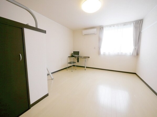 レオネクスト泉の物件内観写真